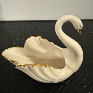Elegant Cream Swan Dish with Gold Accents Lenox Ivory Swan Decorative Figurine